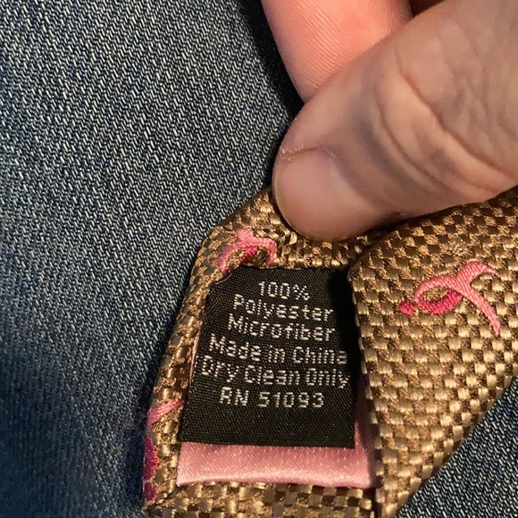 ⭐️ 3/$15: Breast Cancer Awareness Striaght Tie - Picture 6 of 6